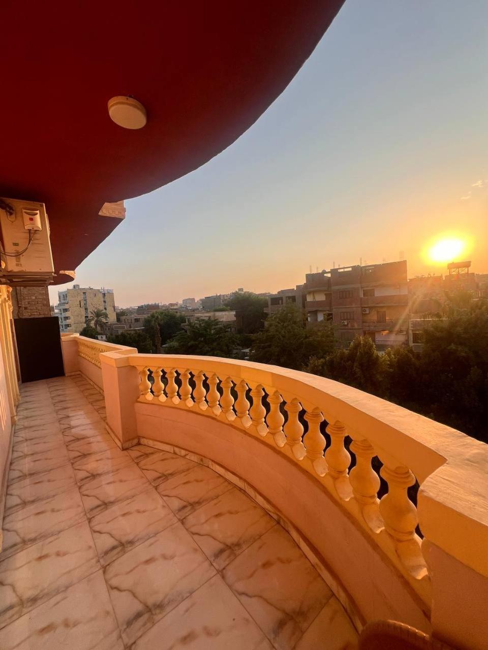 City Pyramids Inn Kafrat al Jabal ภายนอก รูปภาพ